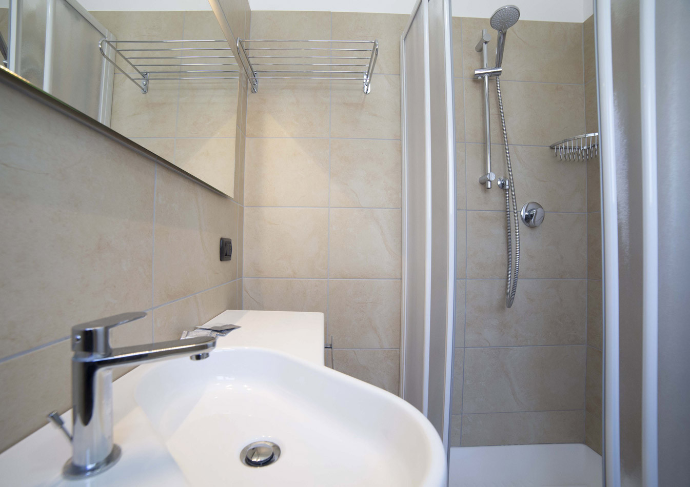 media.Camere-Economy_4Hotel-Trocadero-Riccione