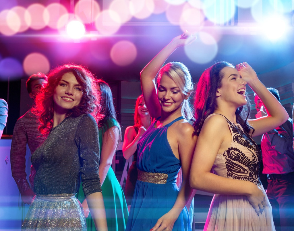 media.hotel_trocadero_pacchetto_discoteche_agosto_header